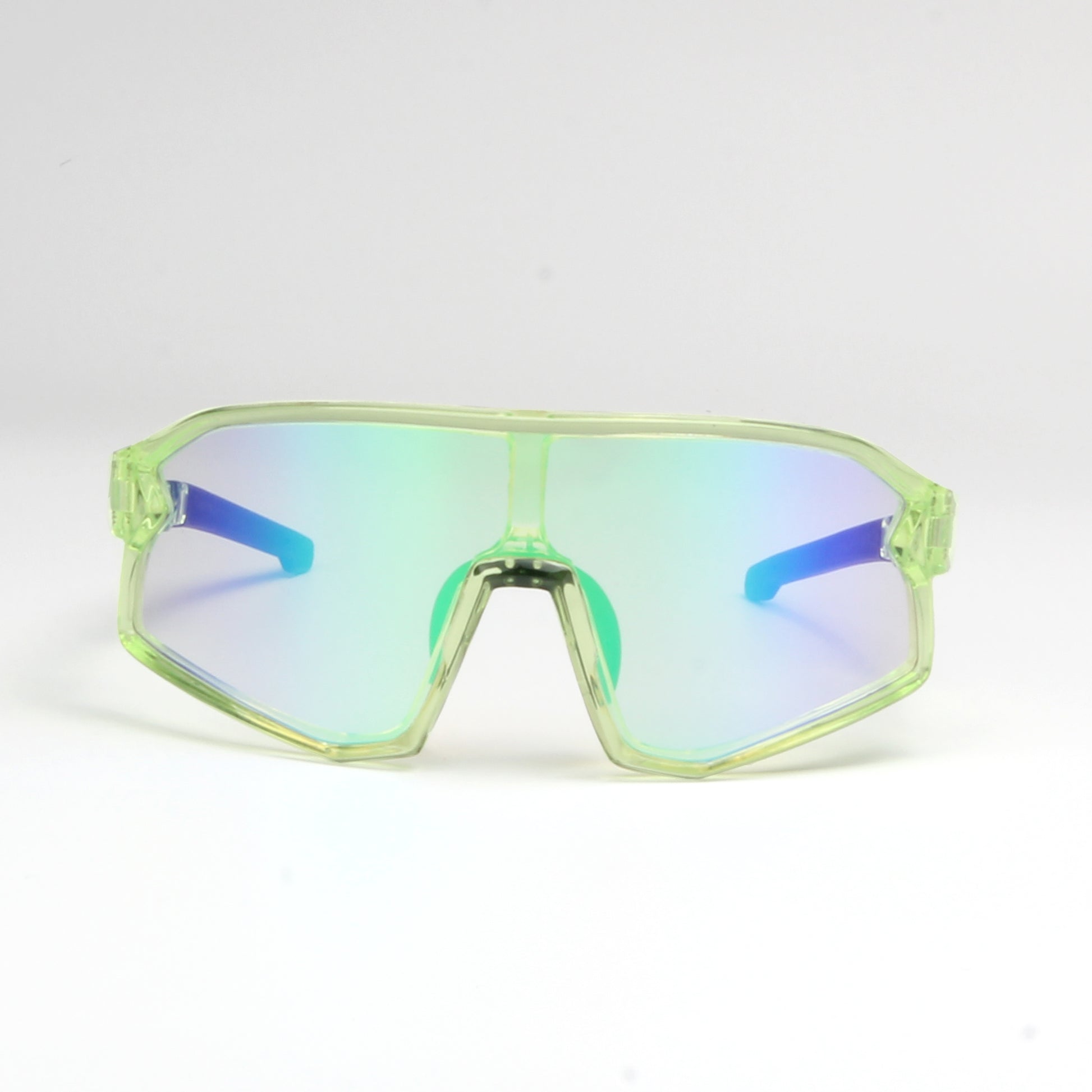 LIAMgreenphotogreen1