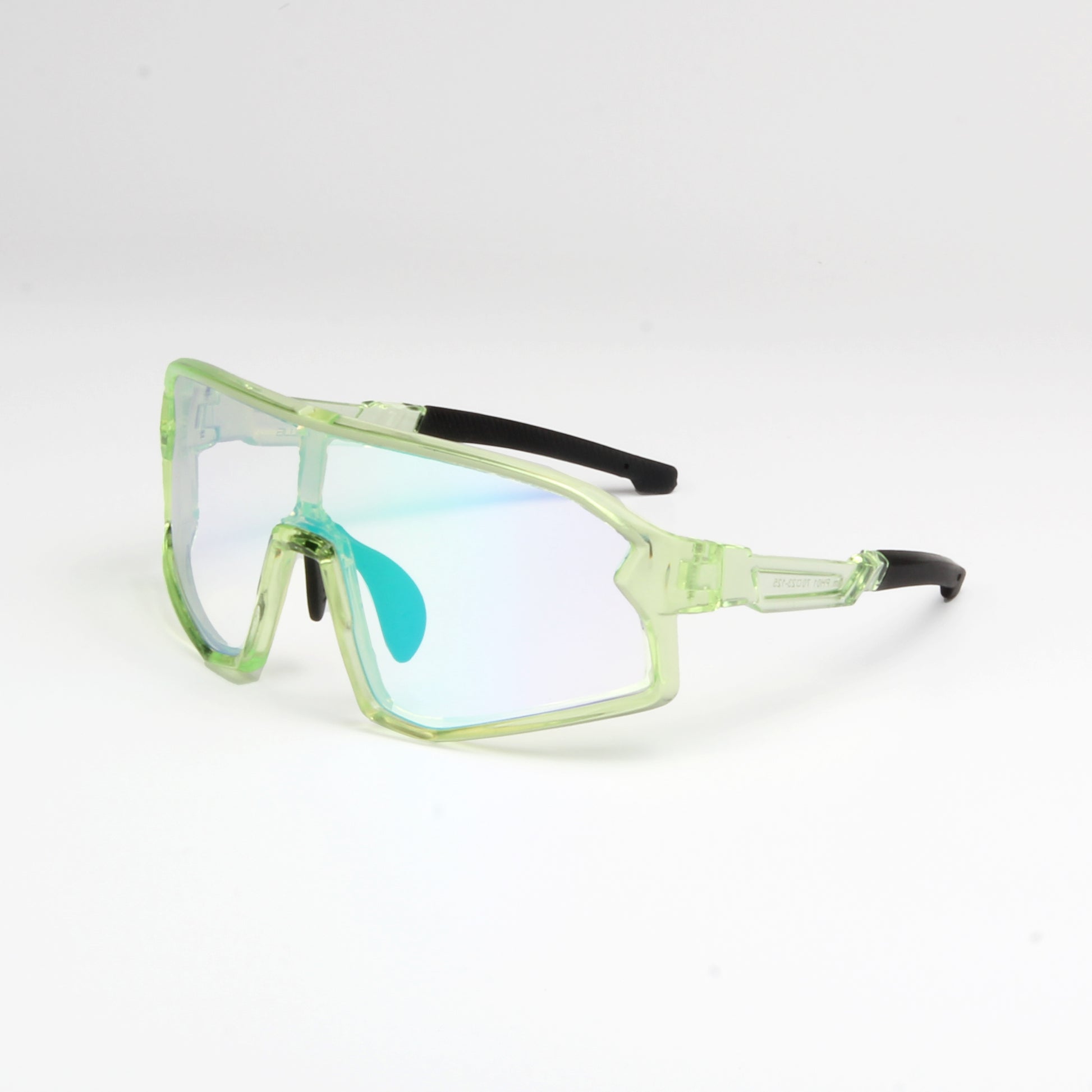 LIAMgreenphotogreen3