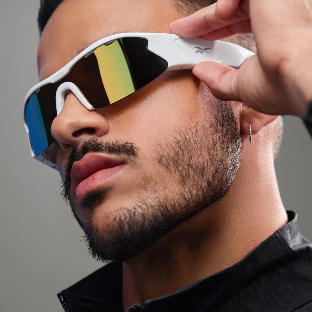 Reebok Flash LCD010-31 — Iridescent Mirror, temple detail